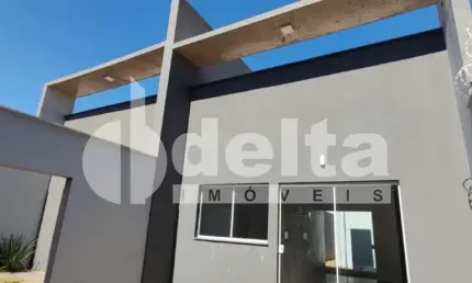 Casa residencial disponível para venda no bairro Laranjeiras em Uberlândia-MG