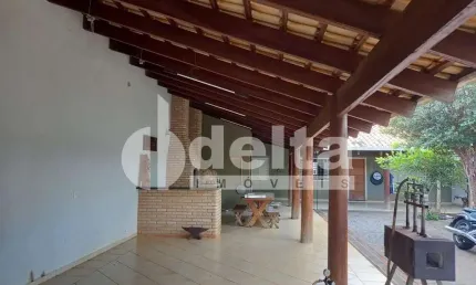 Casa residencial disponível para venda e locação no bairro cidade jardim em uberlândia-mg