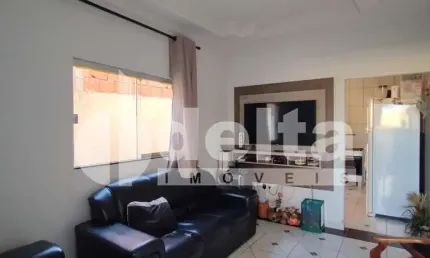 Casa residencial disponível para venda no bairro jardim célia em uberlândia-mg