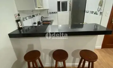 Apartamento disponível para venda no bairro jardim patrícia em uberlândia-mg