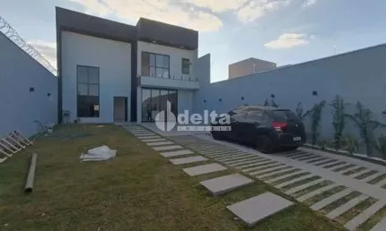 Casa residencial disponível para venda no bairro Portal do Vale em Uberlândia - MG.