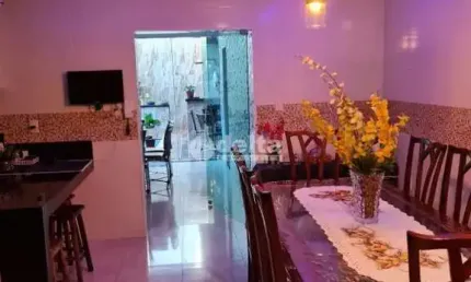 Casa residencial disponível para venda no bairro Jardim Inconfidência em Uberlândia-MG