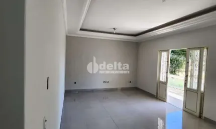 Casa residencial disponível para venda no bairro Jaraguá em Uberlândia MG
