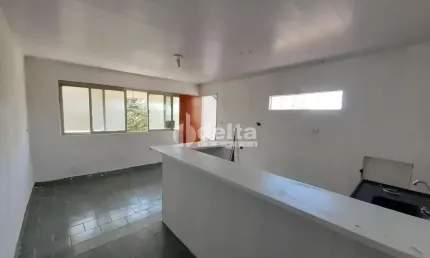 Casa residencial disponível para venda no bairro presidente roosevelt em uberlândia-mg