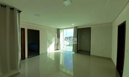Casa residencial disponível para venda no bairro Custódio Pereira em Uberlândia-MG