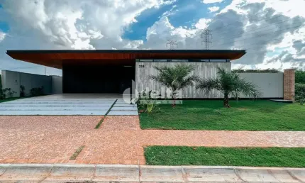 Casa no condomínio villa dos ipês disponível para venda em uberlândia-mg