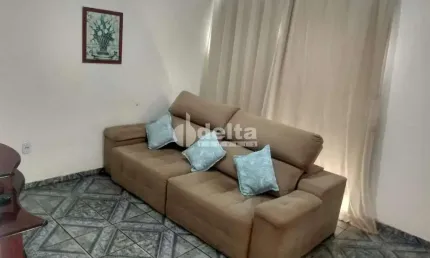 Prédio disponível para venda no bairro Shopping Park em Uberlândia-MG