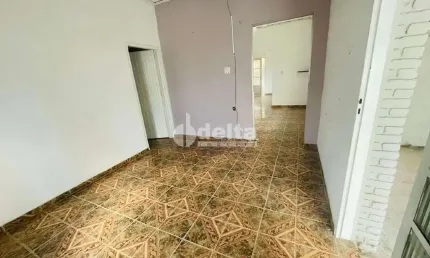 Casa residencial disponível para venda no Bairro Jaraguá em Uberlândia-MG