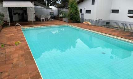 Casa residencial disponível para venda no bairro Cidade Jardim  em Uberlândia-MG