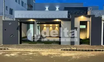 Casa disponível para venda no bairro Novo Mundo em Uberlândia-MG