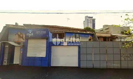Casa residencial disponível para venda no bairro Nossa Senhora Aparecida em Uberlândia-MG