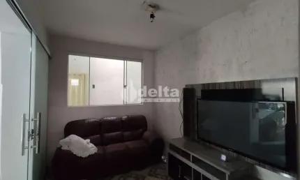 Casa residencial disponível para venda no bairro Pacaembu em Uberlândia-MG
