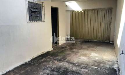 Casa com 2 quartos à venda na Nossa Senhora Aparecida, Uberlândia 