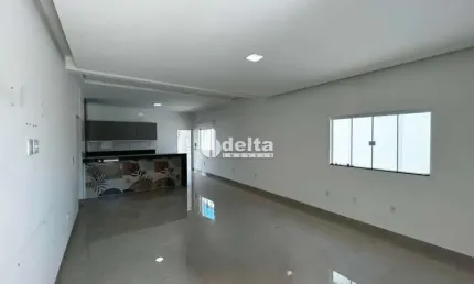 Casa residencial disponível para venda no bairro City Uberlândia em Uberlândia-MG