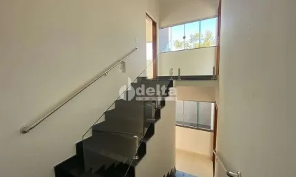 Apartamento disponível para venda no bairro Vigilato Pereira em Uberlândia-MG