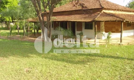 Chácara Residencial disponível para Venda no bairro Área Rural em Uberlândia-MG
