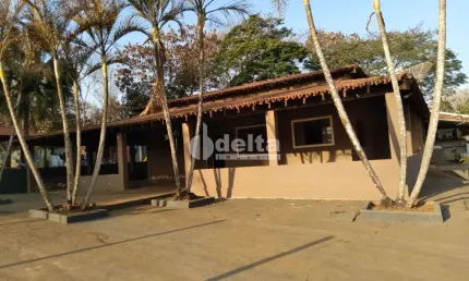 Chácara Residencial disponível para Venda no bairro Shopping Park em Uberlândia-MG