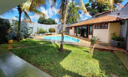 Casa residencial disponível para venda no bairro Tabajaras em Uberlândia-MG