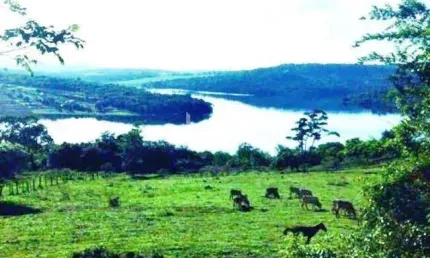 Chácara Residencial disponível para Venda no bairro Área Rural em Uberlândia-MG