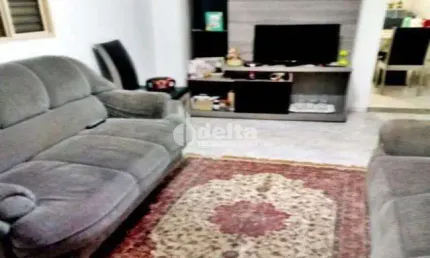 Casa residencial disponível para venda no bairro jardim patrícia em uberlândia-mg