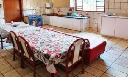 Casa residencial disponível para venda no Bairro Jardim Patrícia em Uberlândia-MG