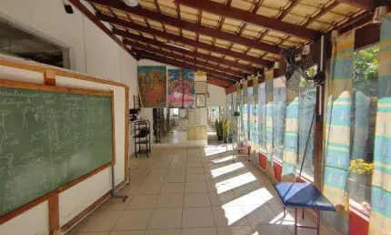 Casa comercial disponível para venda no bairro santa mônica em uberlândia-mg