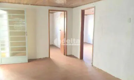 Casa Residencial disponível para venda no bairro Santa Maria em Uberlândia-MG