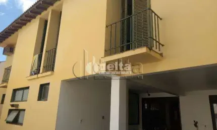 Casa residencial disponível para venda no bairro tabajaras em uberlândia-mg