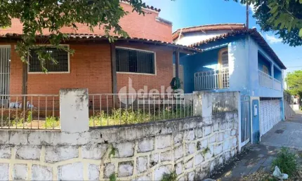 Casa residencial disponível para venda no bairro centro em uberlândia-mg