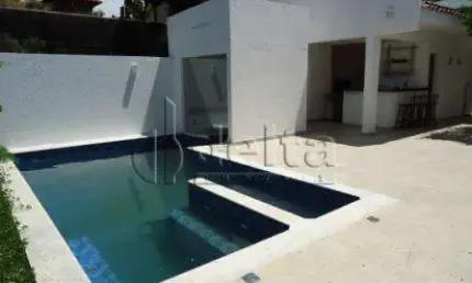 Casa residencial disponível para venda no bairro Morada da Colina em Uberlândia-MG.