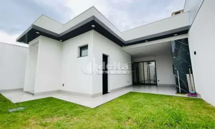 Casa disponível para venda no bairro Aclimação em Uberlândia-MG