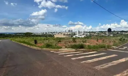 Terreno de esquina disponível para venda 382 m² no bairro umuarama em uberlândia-mg