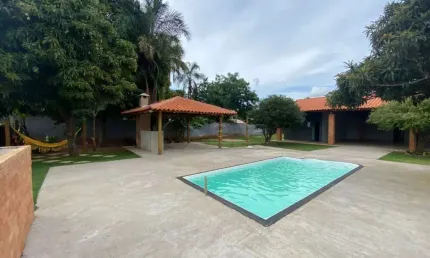 Chácara disponível para venda no bairro Morada Nova em Uberlândia-MG.