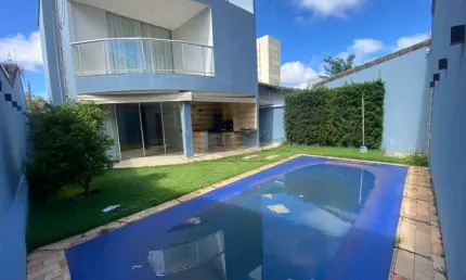 Casa disponível para locação e venda no bairro Bosque dos Buritis em Uberlândia-MG