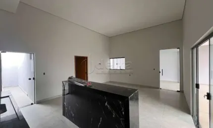 Casa residencial disponível para venda no bairro Jardim Europa em Uberlândia-MG