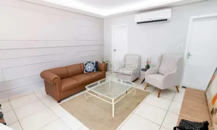 Casa disponível para venda no bairro Jardim Karaíba em Uberlândia-MG