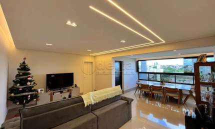 Apartamento disponível para venda no bairro Santa Mônica em Uberlândia-MG