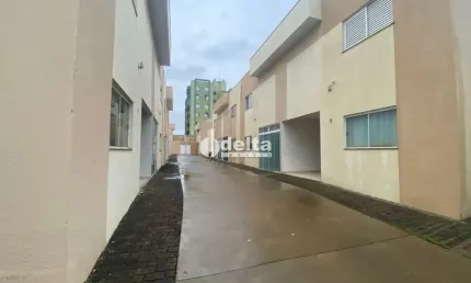 Casa no condomínio residencial andrade1 disponível para venda em uberlândia-mg