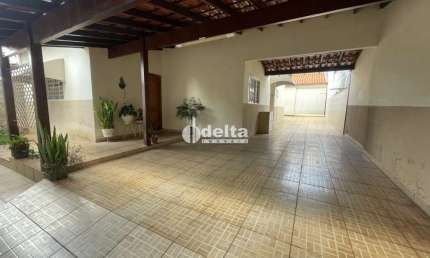 Casa residencial disponível para locação bairro Morada da Colina em Uberlândia-MG