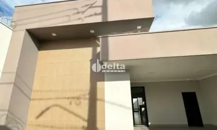 Casa disponível para venda no bairro Vigilato Pereira em Uberlândia MG