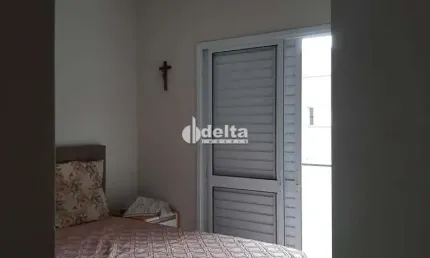 Apartamento disponível para venda no bairro santa mônica em uberlândia-mg