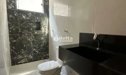 Casa disponível para venda no bairro jardim holanda em uberlândia mg