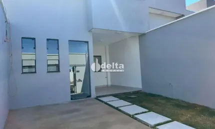 Casa disponível para venda no bairro Jardim Holanda em Uberlândia MG