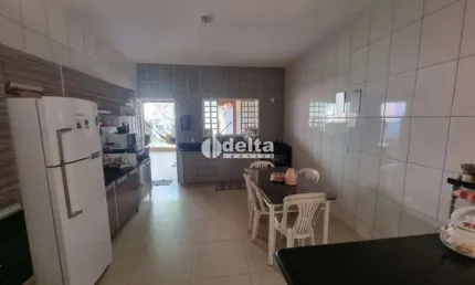 Casa disponível para venda no bairro Lagoinha em Uberlândia MG