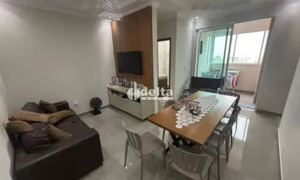 Apartamento disponível para Venda no bairro Segismundo Pereira em Uberlândia-MG