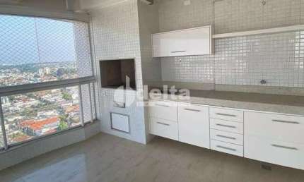 Cobertura disponível para locação e venda no bairro Lidice em Uberlândia-MG