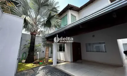 Casa disponível para venda no bairro Pampulha em Uberlândia - MG