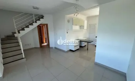 Apartamento cobertura duplex residencial disponível para venda no bairro Daniel Fonseca em Uberlândia-MG
