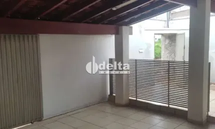 Casa disponível para venda no bairro Jardim Patrícia em Uberlândia MG