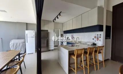 Casa no condomínio Terras Alpha disponível para venda em Uberlândia-MG